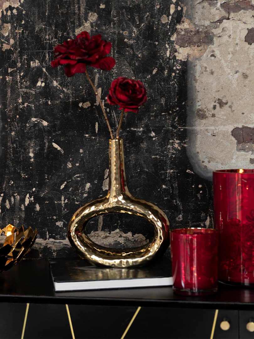 Ramo di Rosa Rossa con Gambo Oro