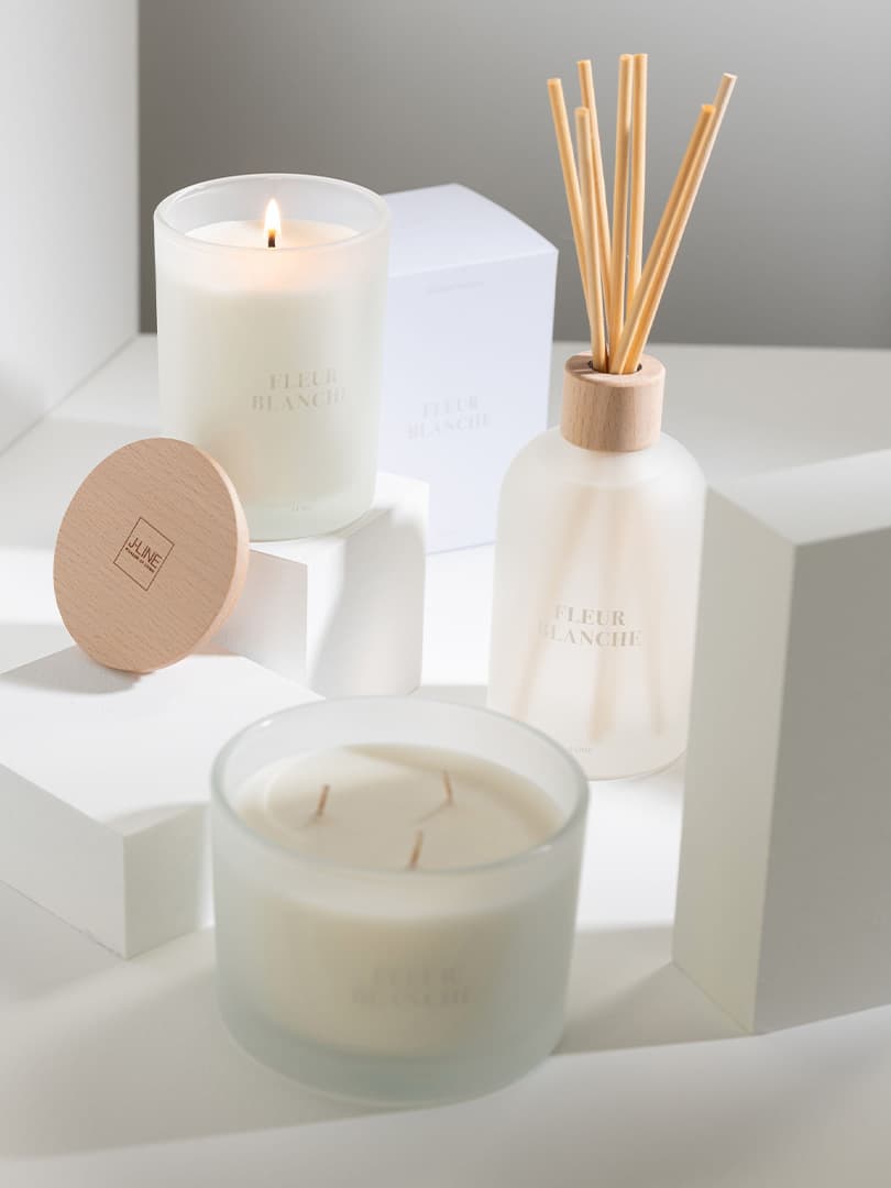Candela Profumata Accords Essentiels Fleur Blanche 38ore