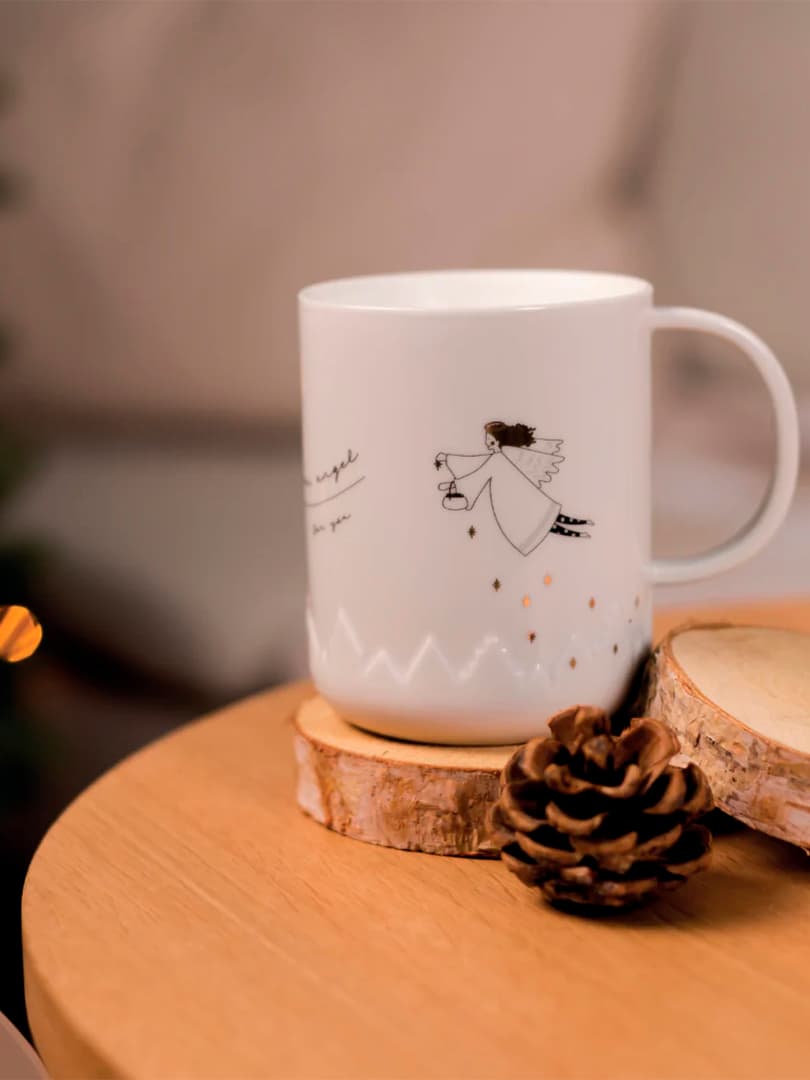 Tazza in Porcellana con Dettagli Oro